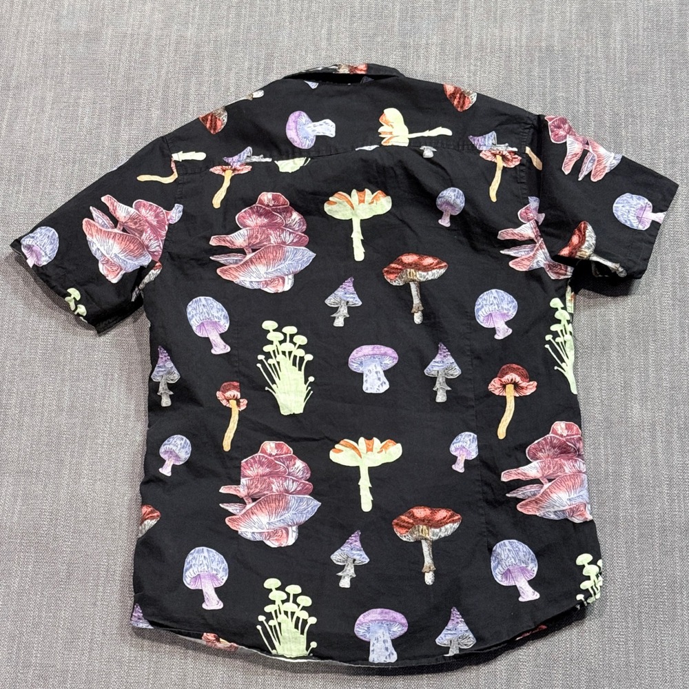 Super Massive Mens Mushroom Print Button Down Shirt Black Short Sleeve Small - Picture 3 of 3